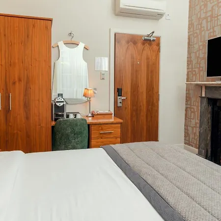 The Fleet Hotel 4*