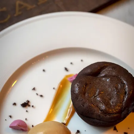 Отель The Fleet Дублин