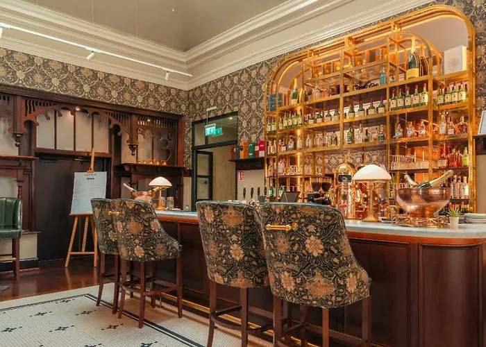 Отель The Fleet