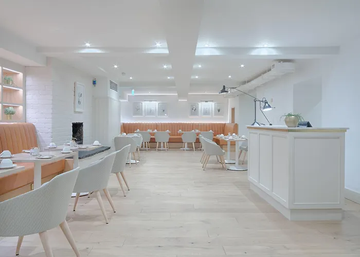 Отель The Fleet 4*