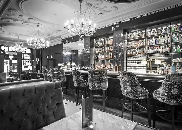 Отель The Fleet 4*